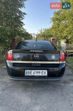 Седан Opel Vectra 2005 в 