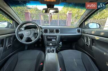 Седан Opel Vectra 2005 в 