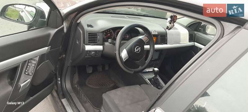 Седан Opel Vectra 2002 в Скалате
