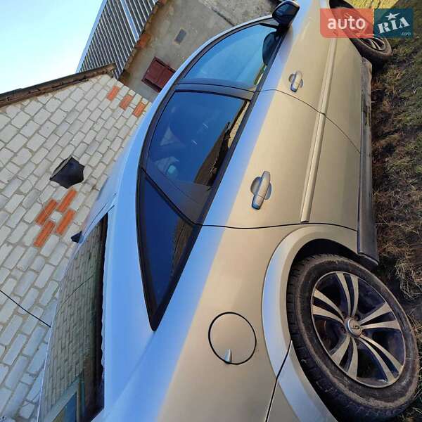 Седан Opel Vectra 2005 в Ковелі