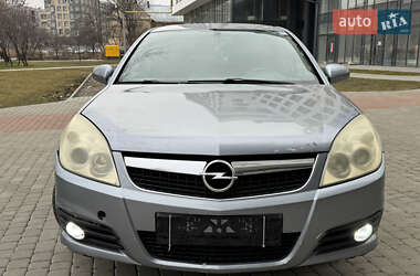 Седан Opel Vectra 2006 в Львове