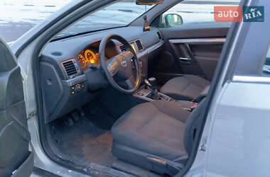 Седан Opel Vectra 2006 в Харькове