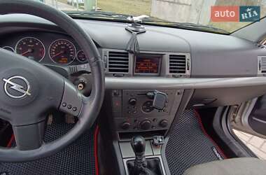 Универсал Opel Vectra 2003 в 