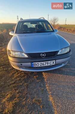 Универсал Opel Vectra 1997 в Почаеве