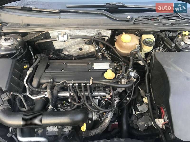 Седан Opel Vectra 2004 в Кривому Розі