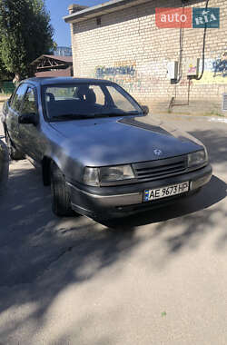 Седан Opel Vectra 1992 в 