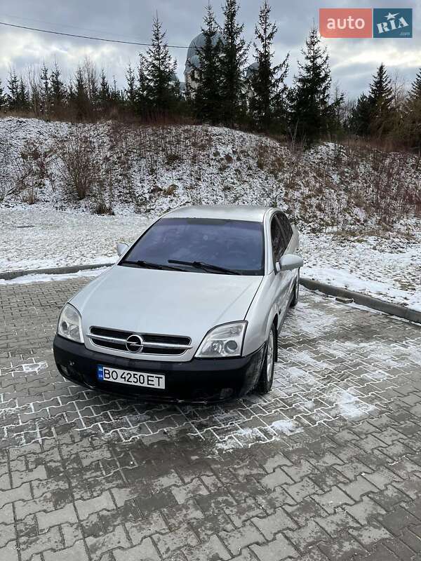 Седан Opel Vectra 2004 в Тернополе