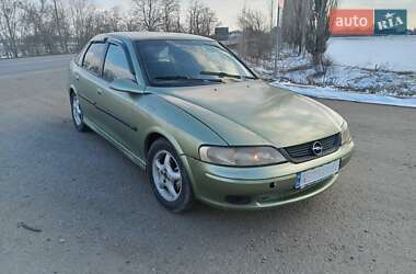 Лифтбек Opel Vectra 1996 в Новом Буге