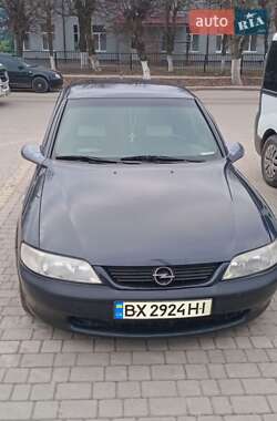 Лифтбек Opel Vectra 1998 в Ярмолинцах