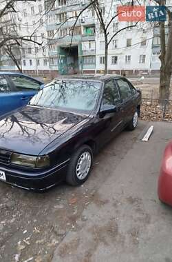 Седан Opel Vectra 1989 в Киеве