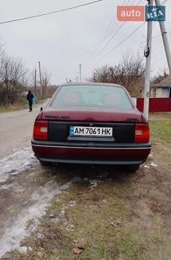 Седан Opel Vectra 1989 в Житомире