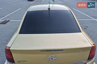 Седан Opel Vectra 2002 в 