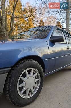Лифтбек Opel Vectra 1991 в 