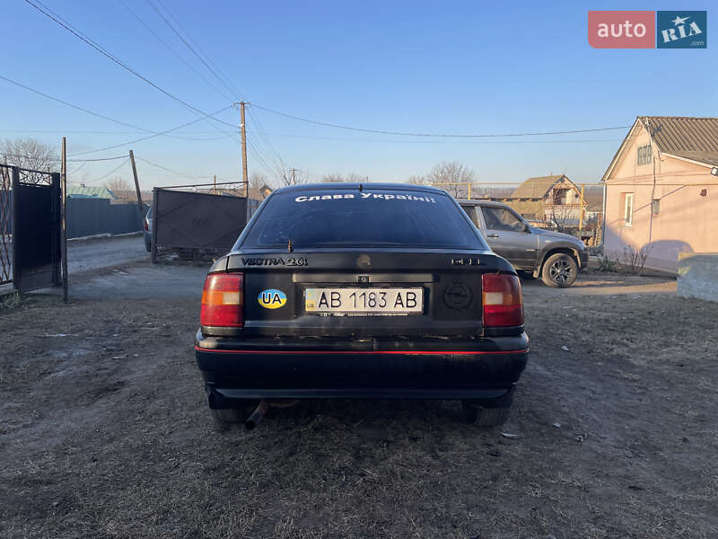 Лифтбек Opel Vectra 1994 в Тульчине