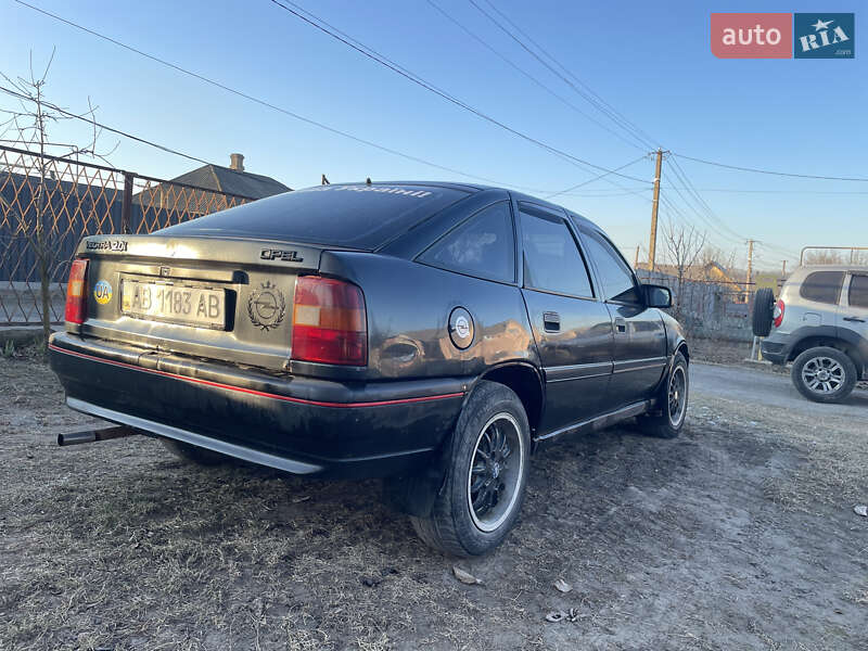 Лифтбек Opel Vectra 1994 в Тульчине