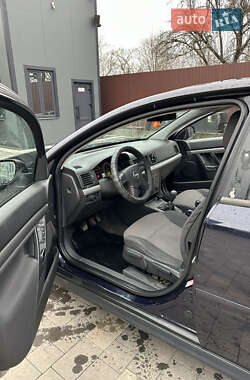 Седан Opel Vectra 2003 в 