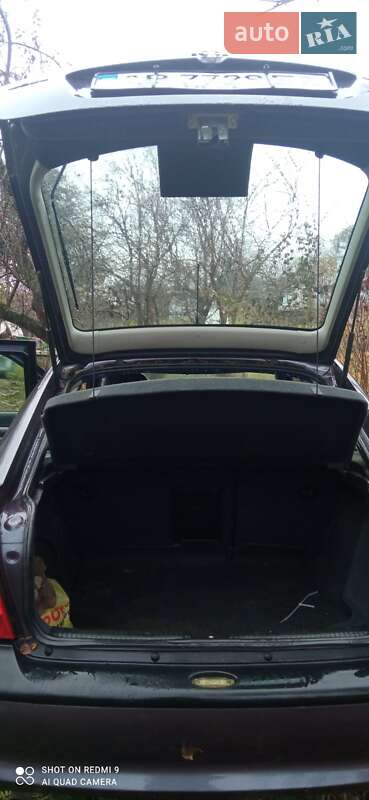 Лифтбек Opel Vectra 1997 в Ямполе