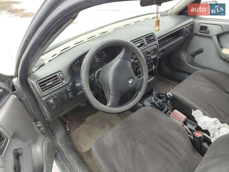 Седан Opel Vectra 1992 в Кодаках