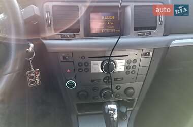 Седан Opel Vectra 2006 в Луцьку