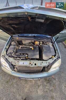 Седан Opel Vectra 2003 в 