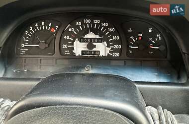 Седан Opel Vectra 1990 в 