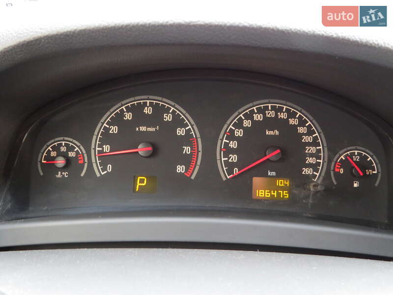 Седан Opel Vectra 2006 в Кропивницком