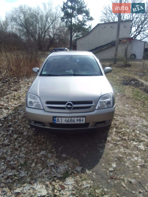 Седан Opel Vectra 2004 в 