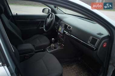 Универсал Opel Vectra 2003 в 