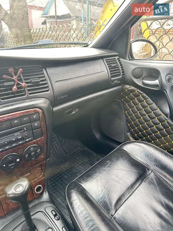 Седан Opel Vectra 1999 в Литине