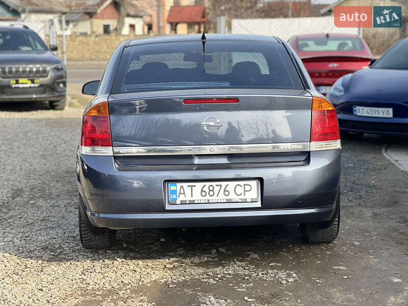 Седан Opel Vectra 2006 в Івано-Франківську