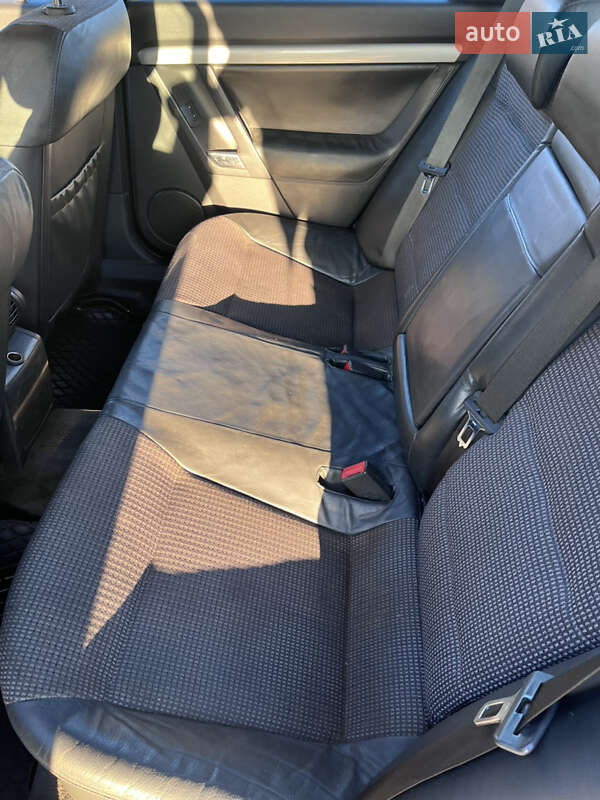 Седан Opel Vectra 2003 в Вознесенске
