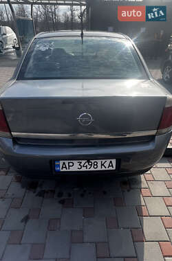 Седан Opel Vectra 2005 в 