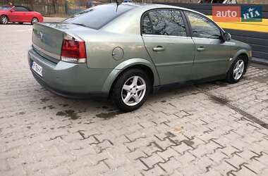 Седан Opel Vectra 2004 в 