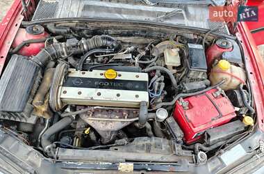Седан Opel Vectra 1996 в 