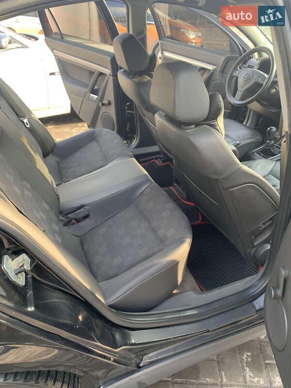 Седан Opel Vectra 2002 в Запорожье