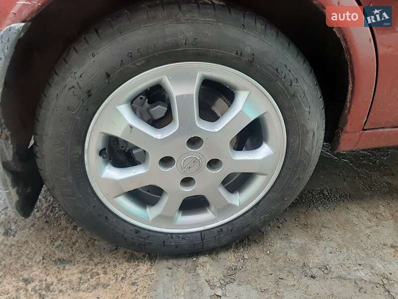 Лифтбек Opel Vectra 1998 в Рожнятове