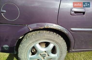 Лифтбек Opel Vectra 1997 в 