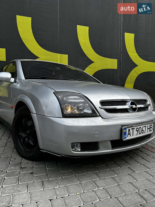 Седан Opel Vectra 2003 в 