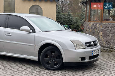 Лифтбек Opel Vectra 2003 в 