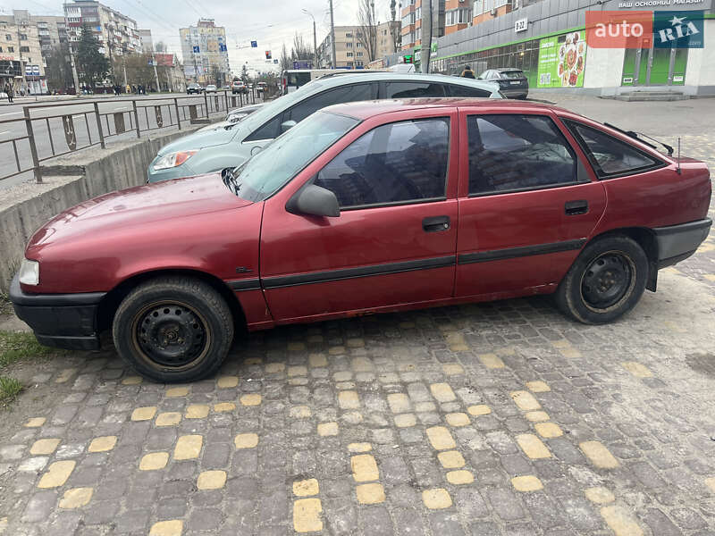 Лифтбек Opel Vectra 1991 в 