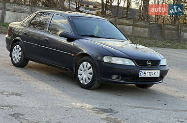 Седан Opel Vectra 1996 в 