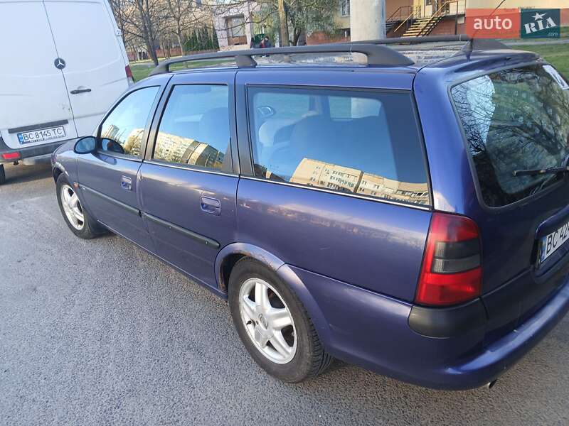 Универсал Opel Vectra 1997 в Львове