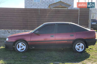 Ліфтбек Opel Vectra 1989 в 