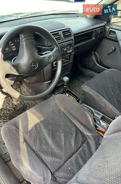 Лифтбек Opel Vectra 1993 в 