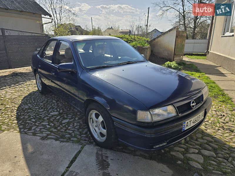 Седан Opel Vectra 1990 в Ивано-Франковске фото 2 Седан Opel Vectra 1990 в Ивано-Франковске