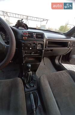 Лифтбек Opel Vectra 1989 в 