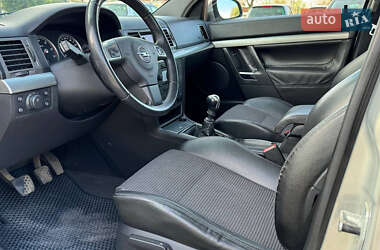 Ліфтбек Opel Vectra 2006 в 