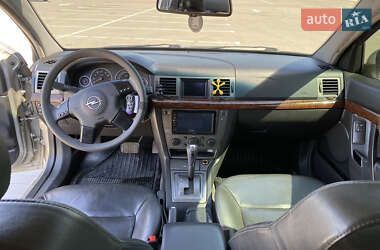 Седан Opel Vectra 2003 в Сумах