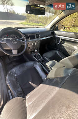 Седан Opel Vectra 2006 в 