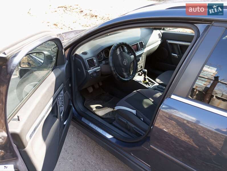 Універсал Opel Vectra 2006 в Дніпрі